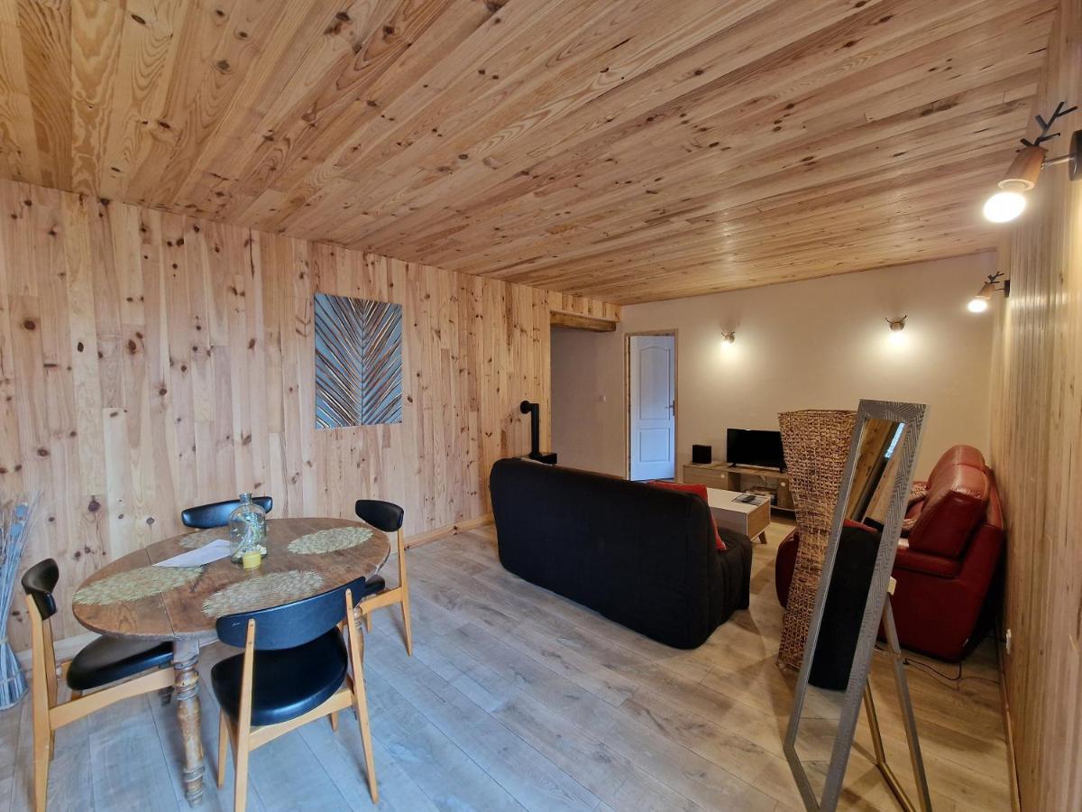 Chambre D'Hotes O Rendez-Vous Roquefeuil Exteriör bild